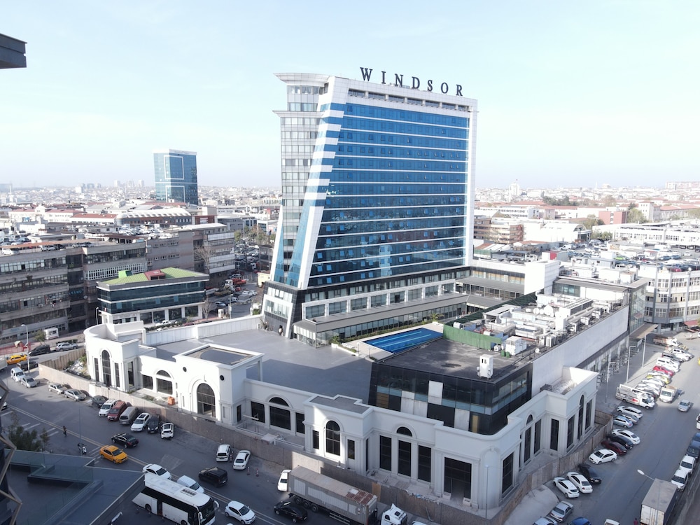 Windsor Hotel & Convention Centre Istanbul 3/48