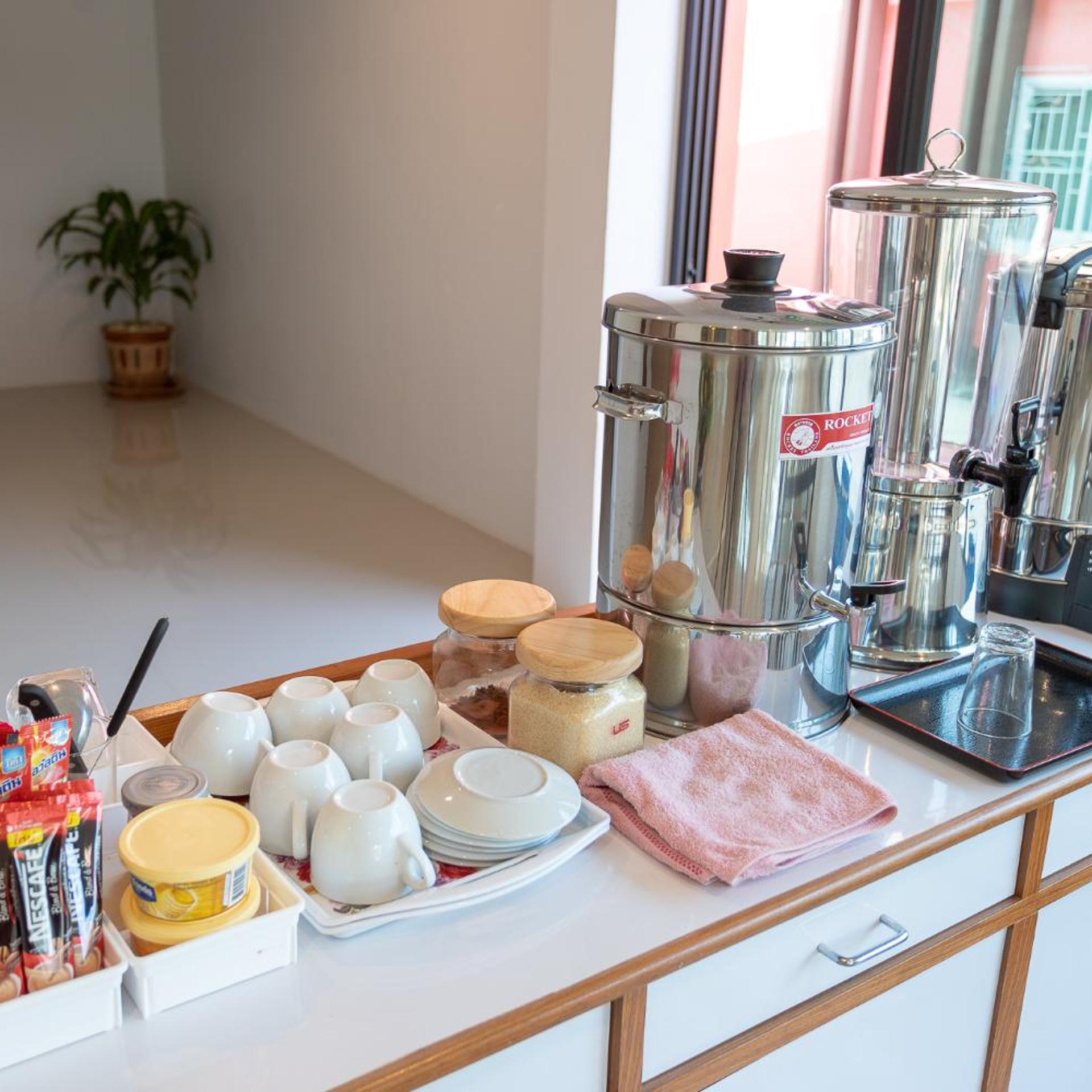 Thepchamrat Boutique Hotel 28/33