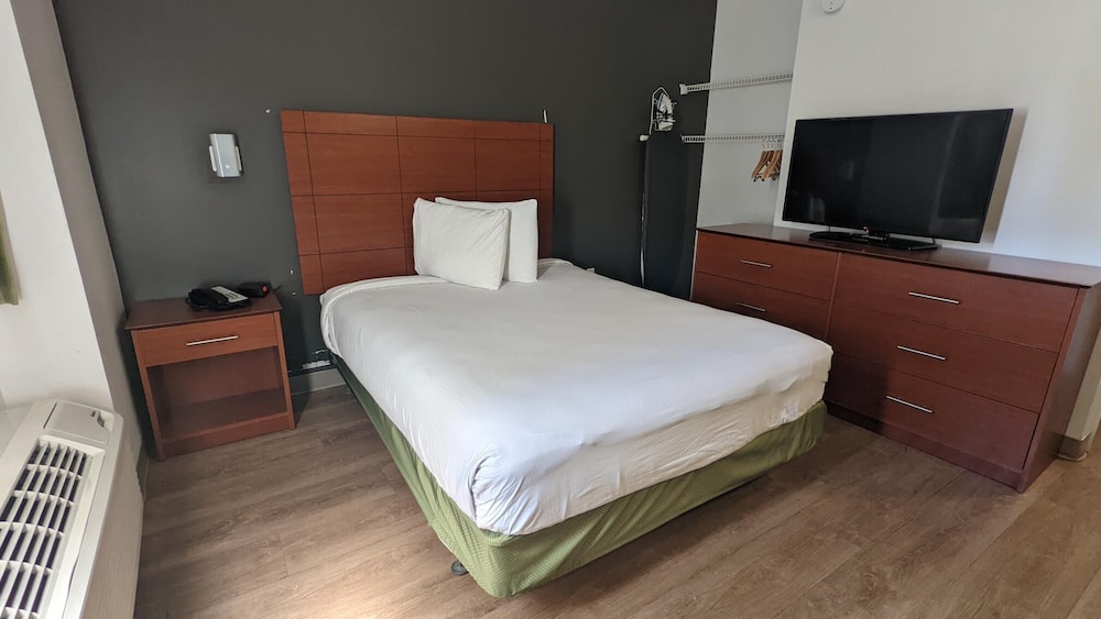 Studio 6 Extended Stay - Hampton, VA - Langley AFB Area 13/35