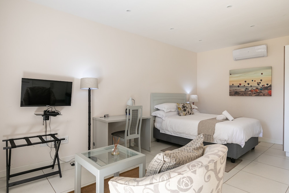 Emmarentia Guest House 21/47