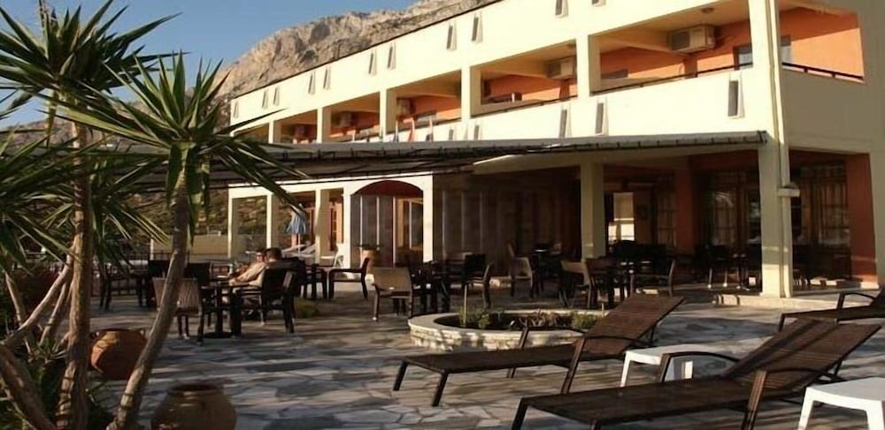 Philoxenia Hotel 34/35