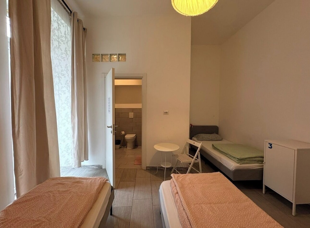 Mancini Hostel Naples 24/70