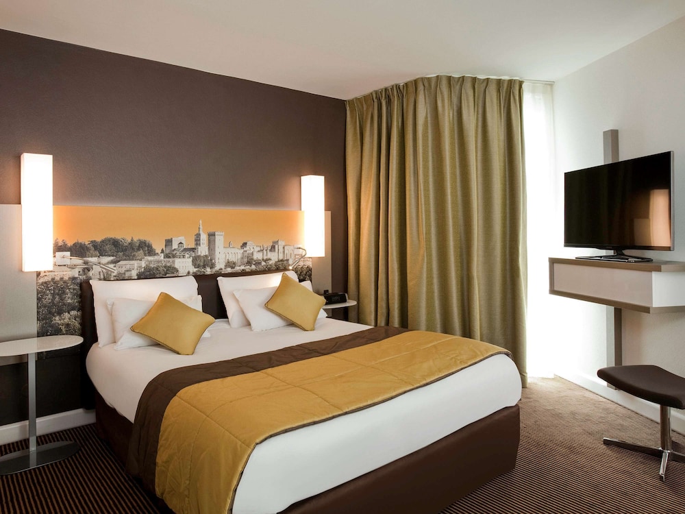 Mercure Avignon Centre Palais des Papes Hotel 28/70