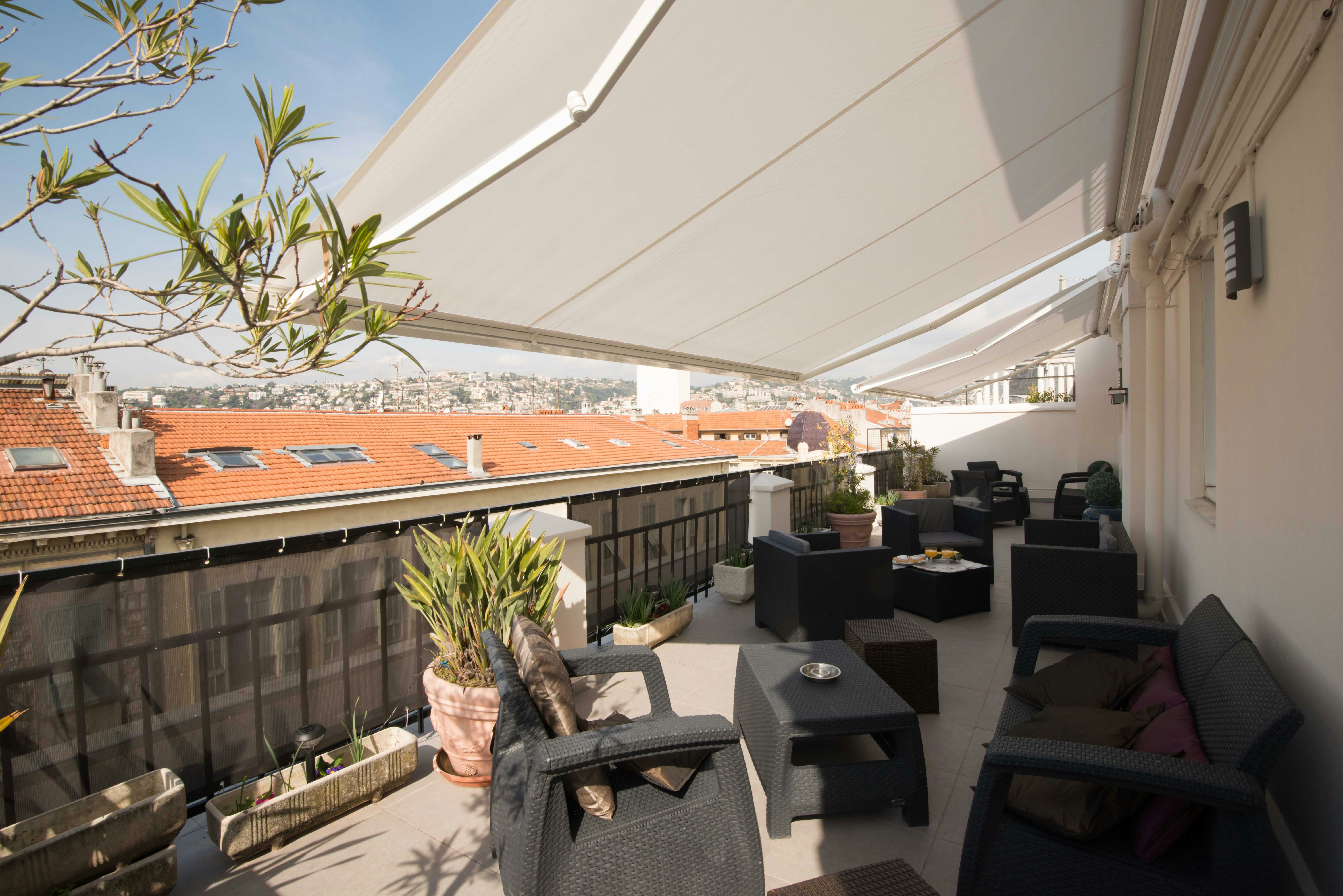 Hotel Byakko Nice 16/17