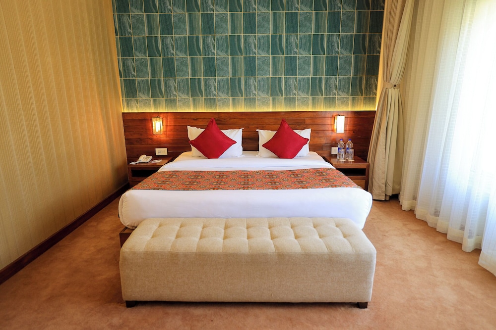 SUPERIOR, DOUBLE BED