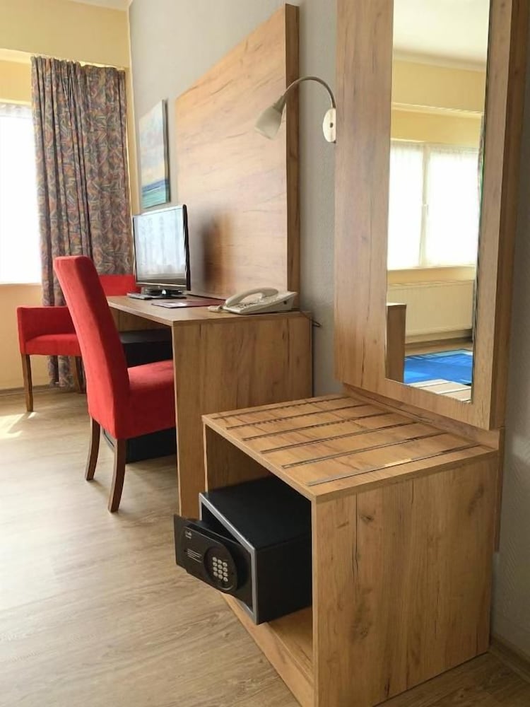 Turm Hotel Hanau 22/23