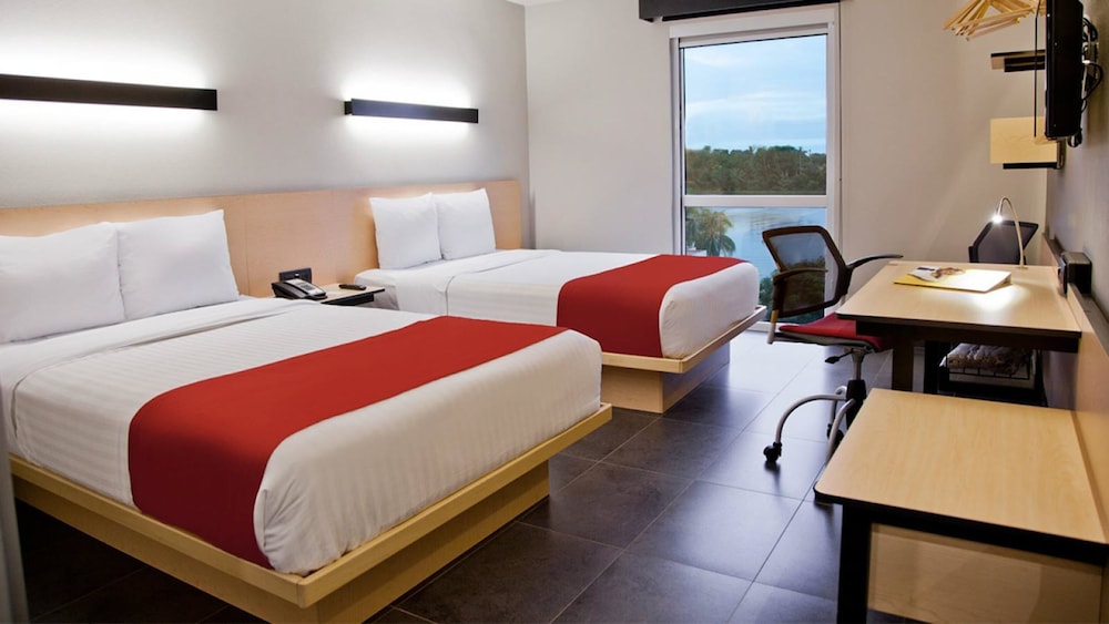 City Express by Marriott Tuxpan 11/50