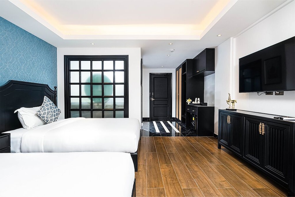 Glory Boutique Suites 19/50