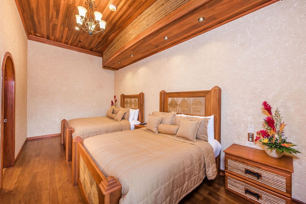 The Springs Resort And Spa At Arenal 13/63