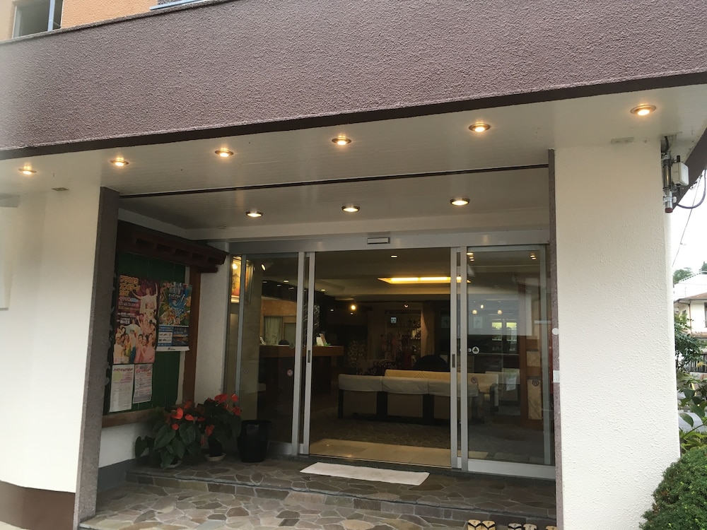 Hotel Izumiya 3/68