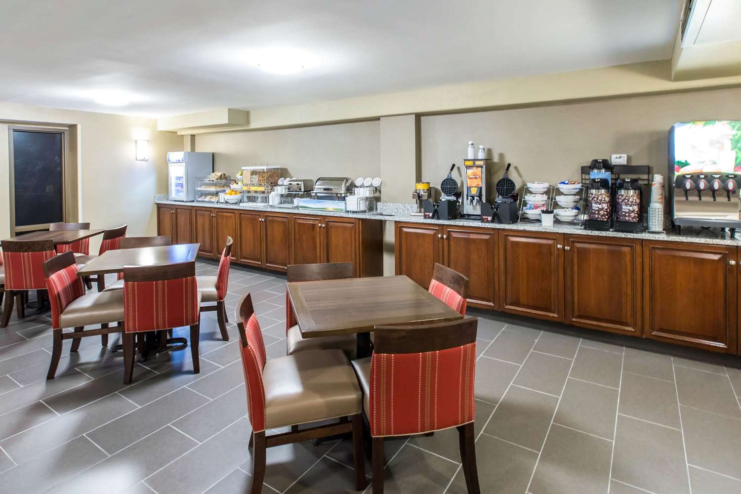 restaurant cafeteria
