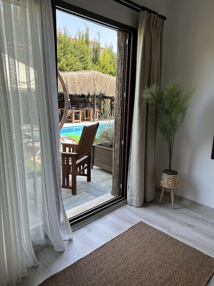 Pupa Alacati Butik Otel 24/43