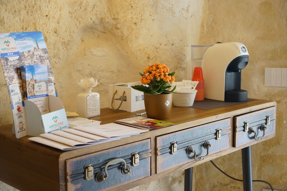 Cinque Elementi Sassi Matera 3/50