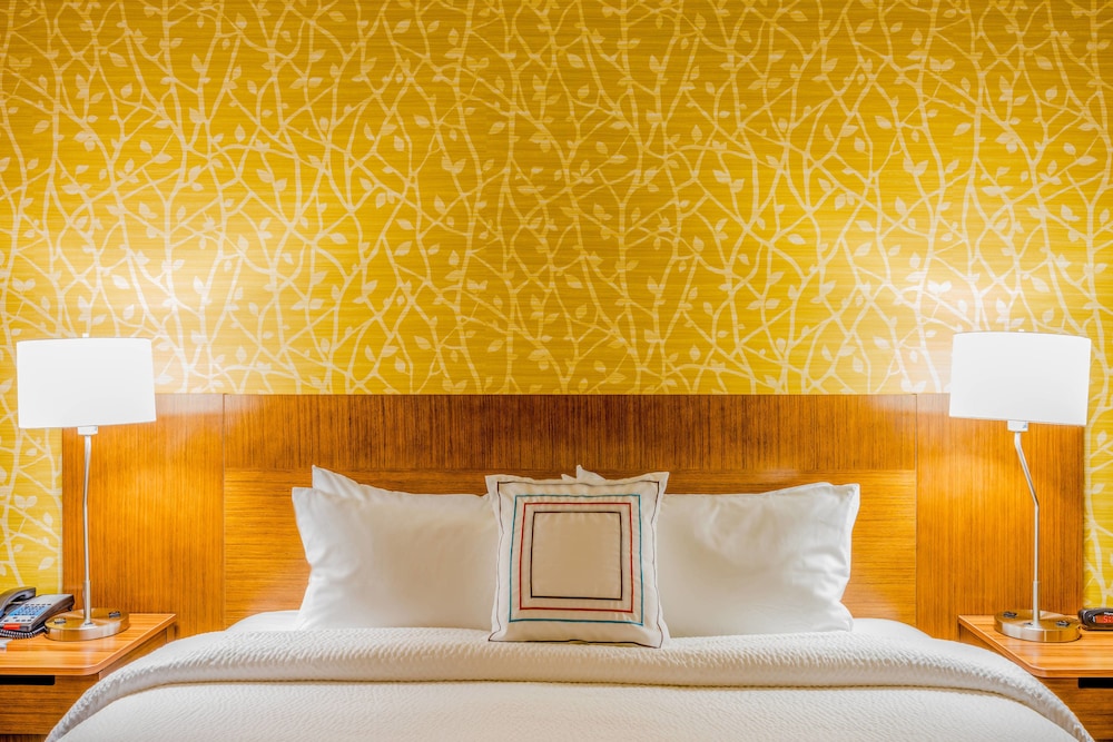 Fairfield Inn Suites Atlanta Fairburn 9/25