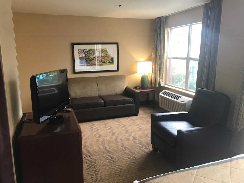 Lonestar Suites 29/40