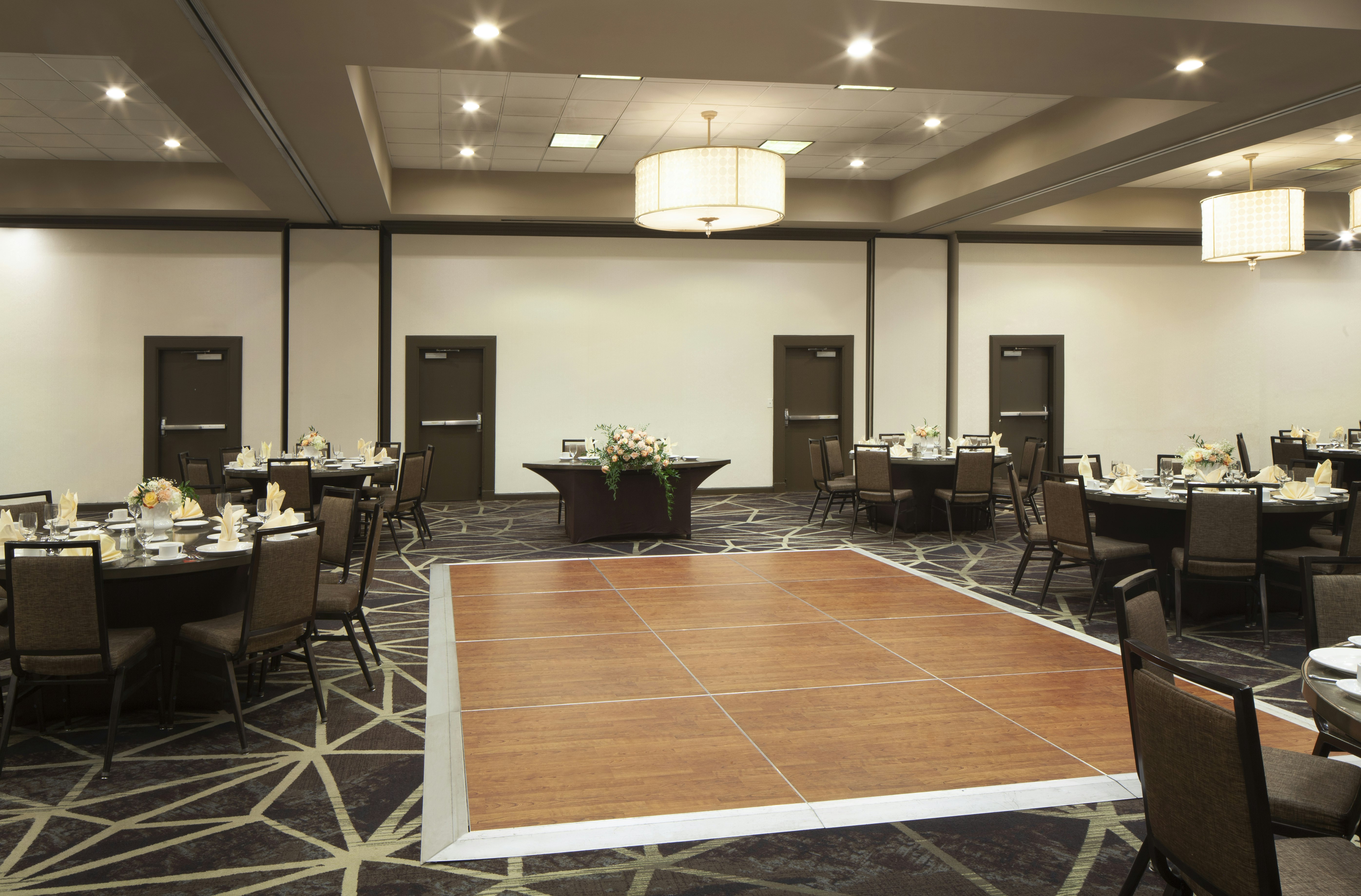 Embassy Suites by Hilton Philadelphia Airport 57/69