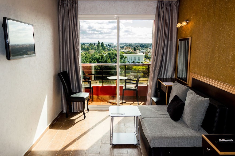 Hotel Belle Vue 13/23