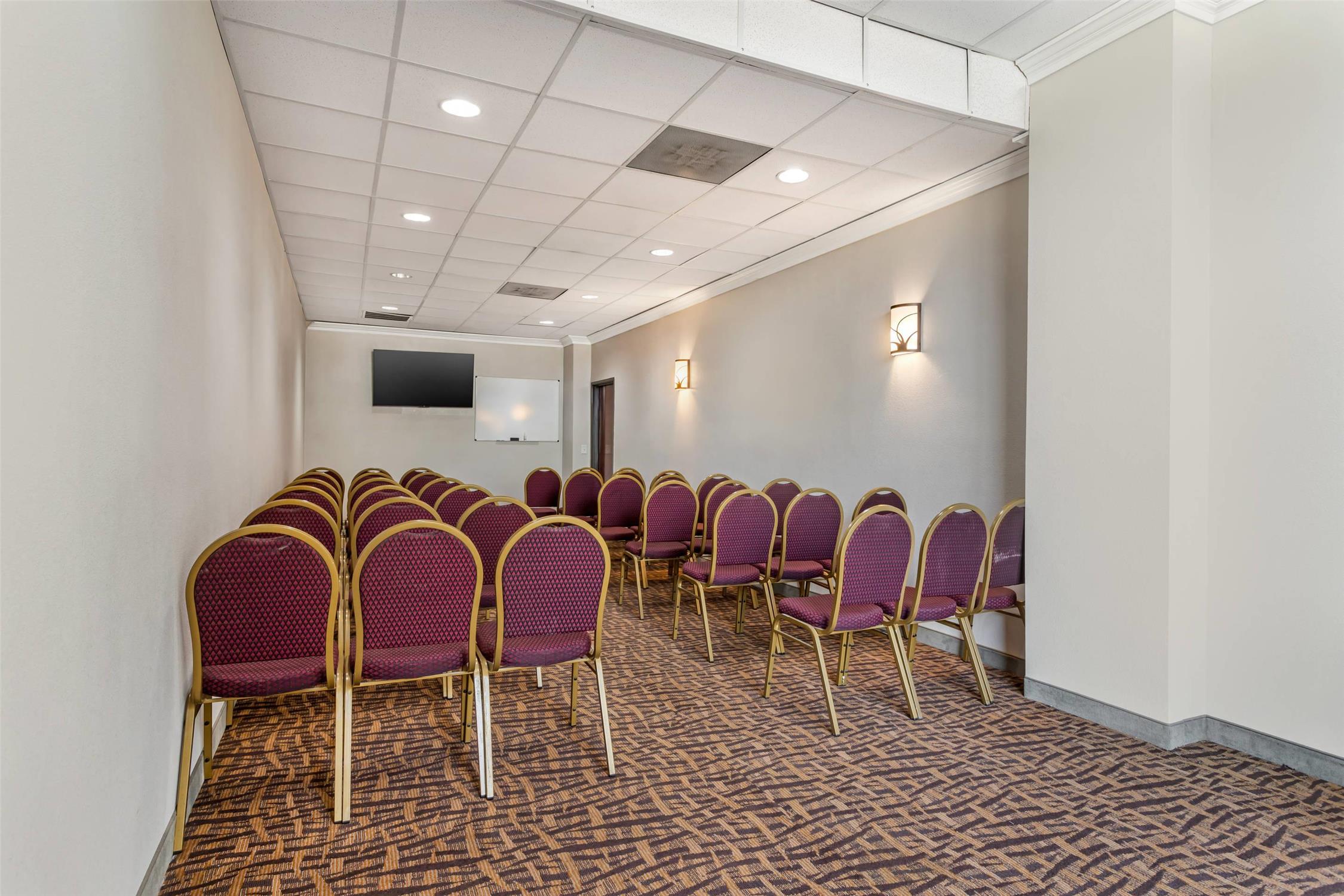 Comfort Suites Bush Intercontinental Airport 9/15