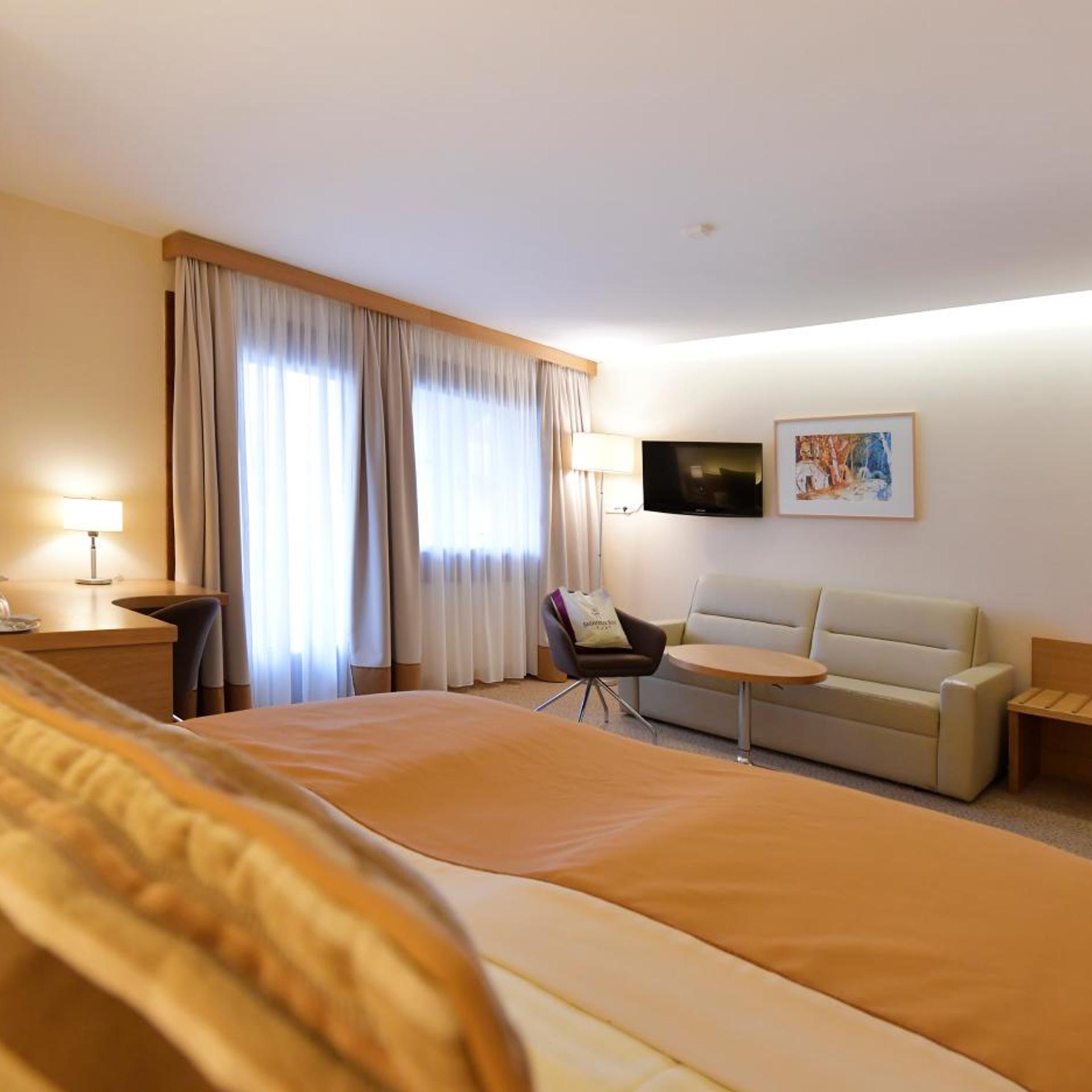 غرفة كومفورت بسرير مزدوج بشرفة، Seehotel Rust 2/6