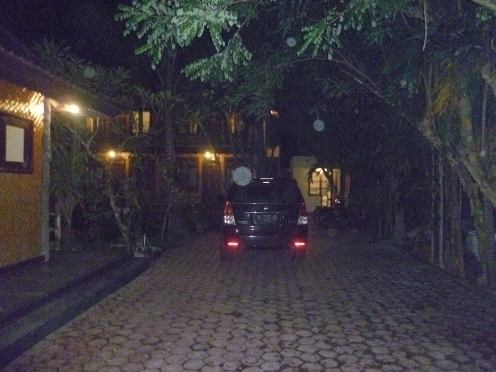 Kangkung Cottages 16/29