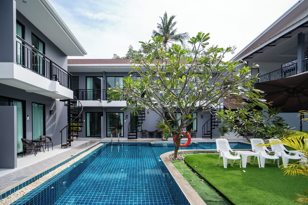 Chanakarn Pool Access Rawai 45/50