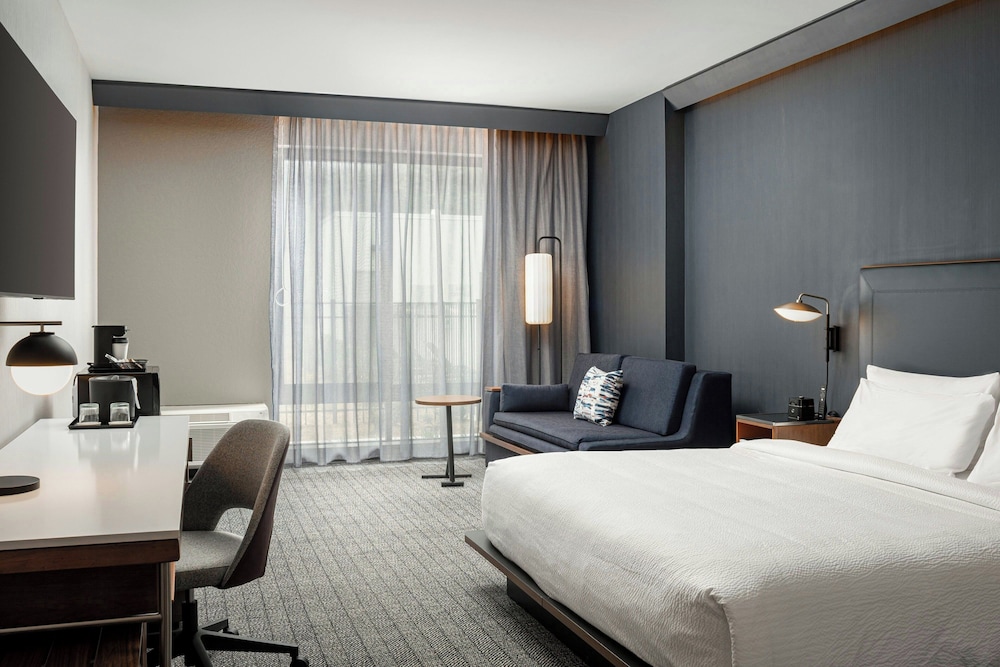 Courtyard by Marriott Cleveland TN 6/32