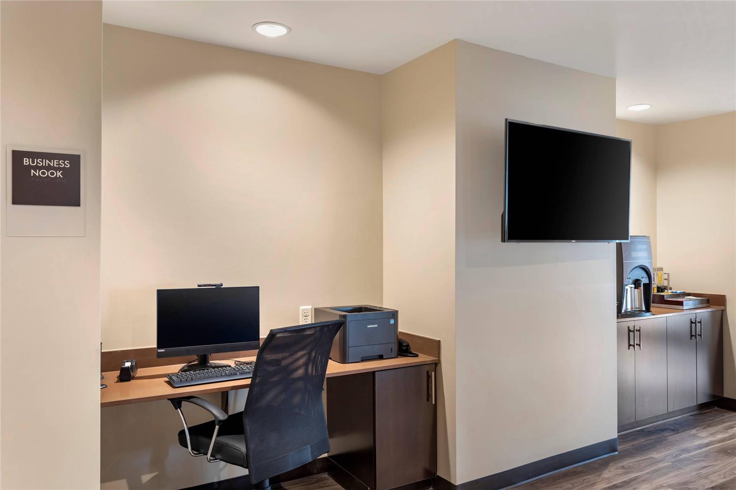 Mainstay Suites Lancaster Dallas South 31/37