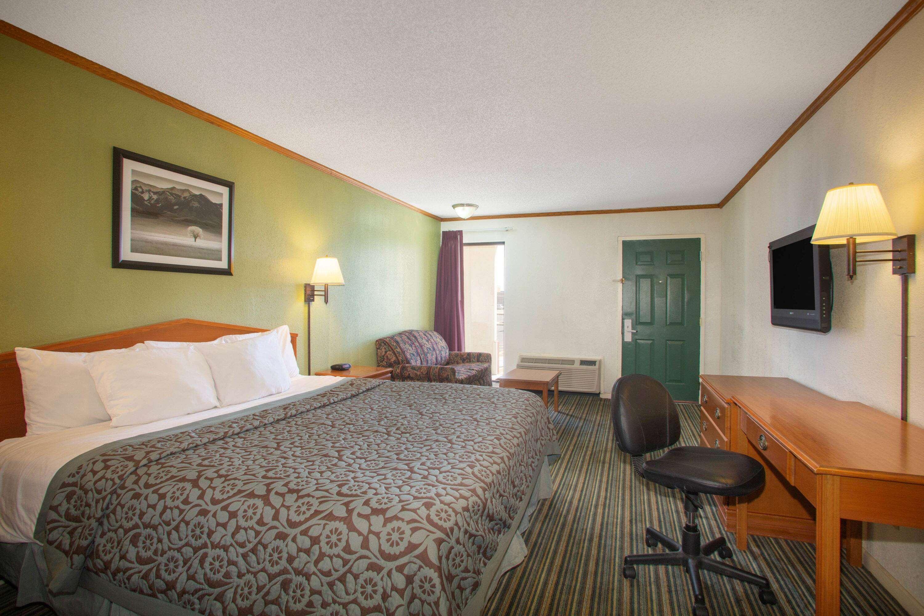 Economy Hotel Wichita- Florence St 13/48