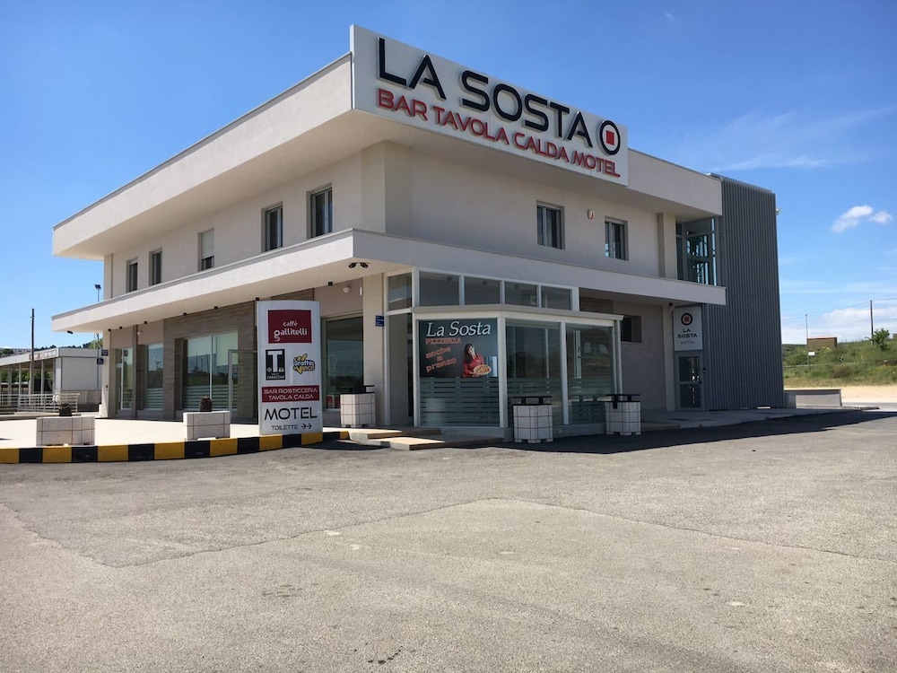 La Sosta Motel 39/50