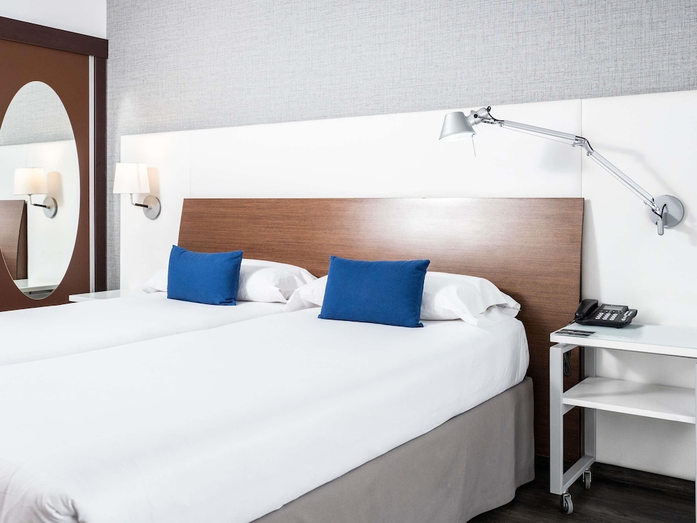 Ibis Styles A Coruna 22/67