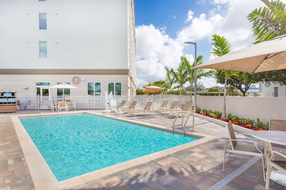 Wingate By Wyndham Miami Airport in DORAL - FL