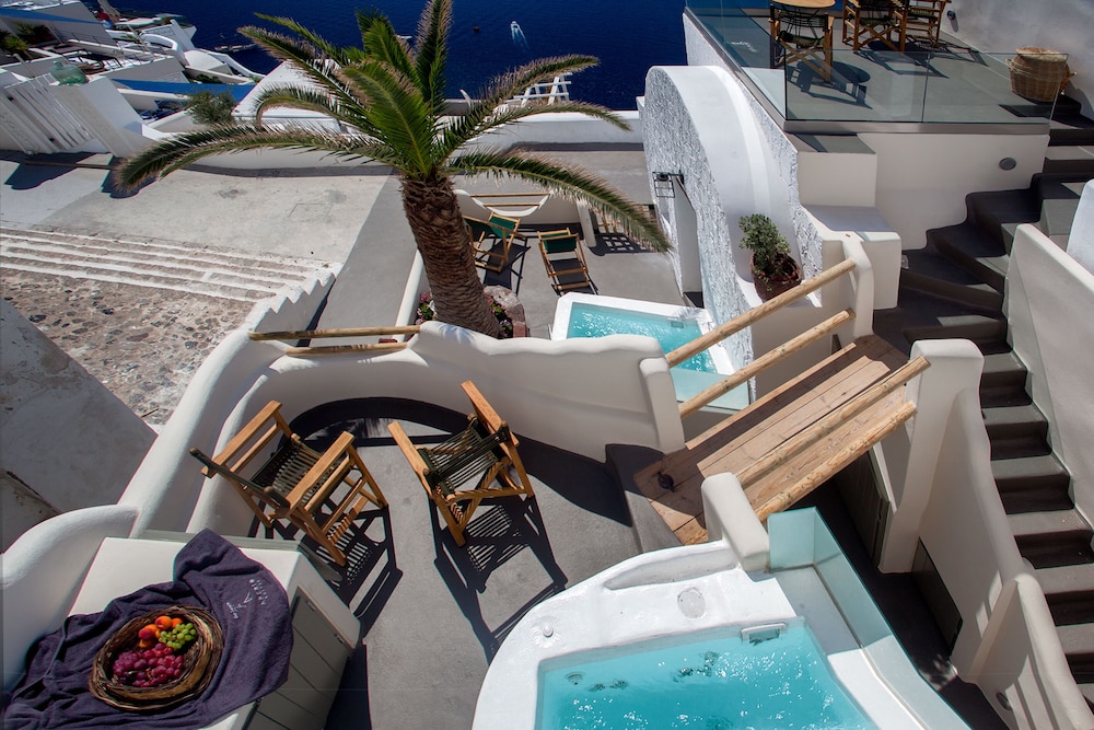 Aperto Suites - Adults Only 29/50