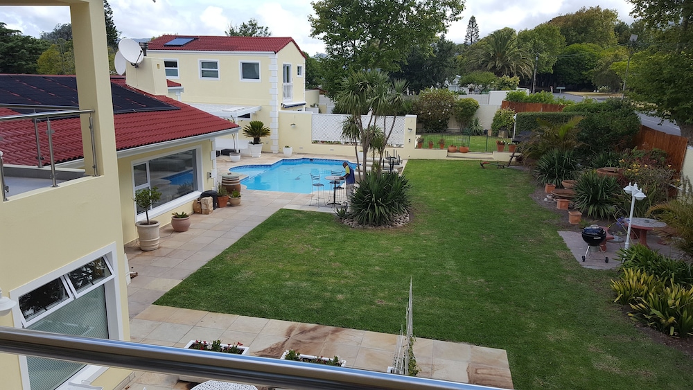 Constantia Cottages 38/50