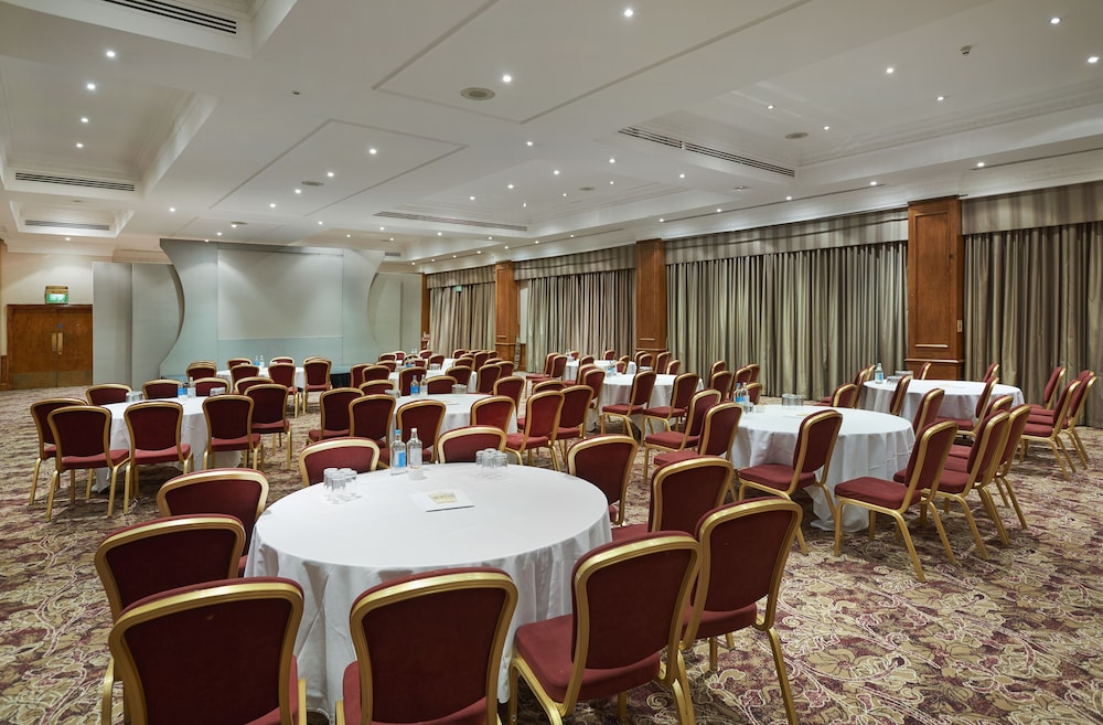 DOUBLETREE BY HILTON COVENTRY 32/36