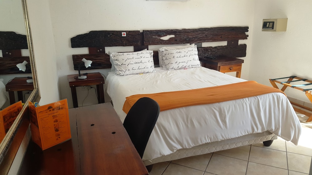 Acre Of Africa Guest Venue 19/50