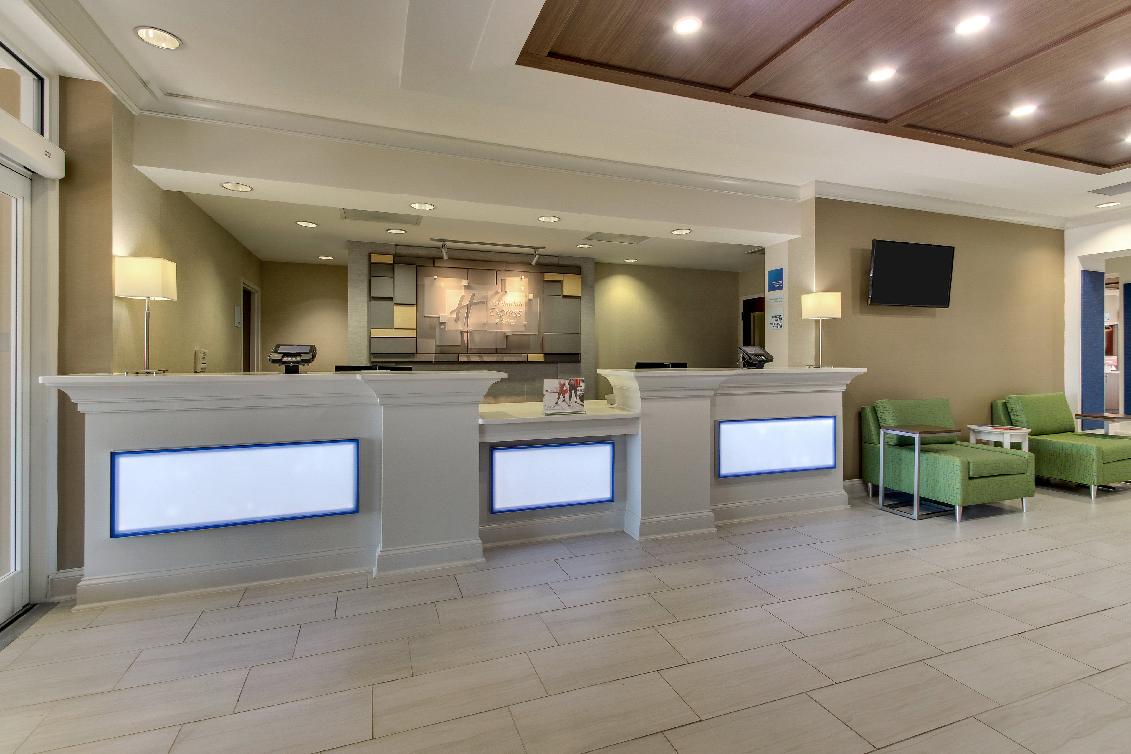 Holiday Inn Express Hotel And Suites Columbus Ft Benning 7/36