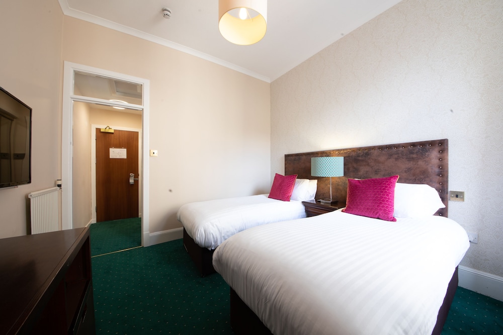 Scotlands Spa Hotel 37/95