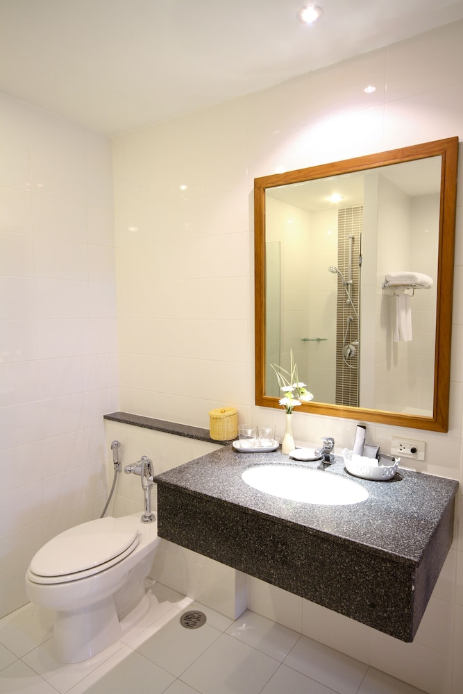 Kameo Grand Rayong Hotel Serviced Apartments 31/33