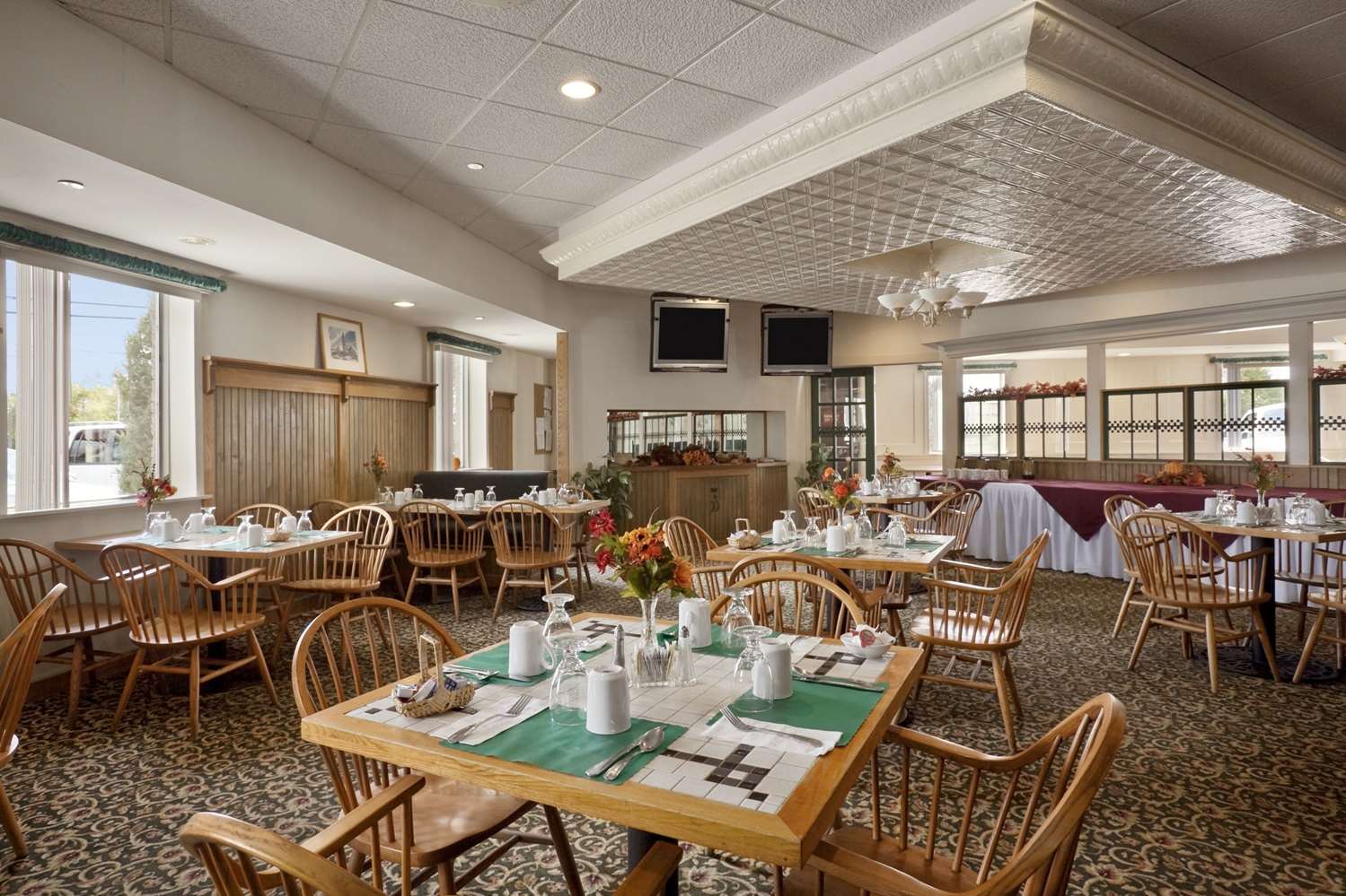 Bangor Grande Hotel and Conference Center 46/58