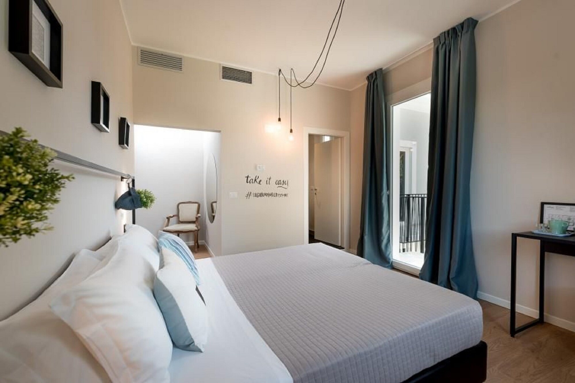 SUPERIOR, SINGLE, DOUBLE BED, BALCONY