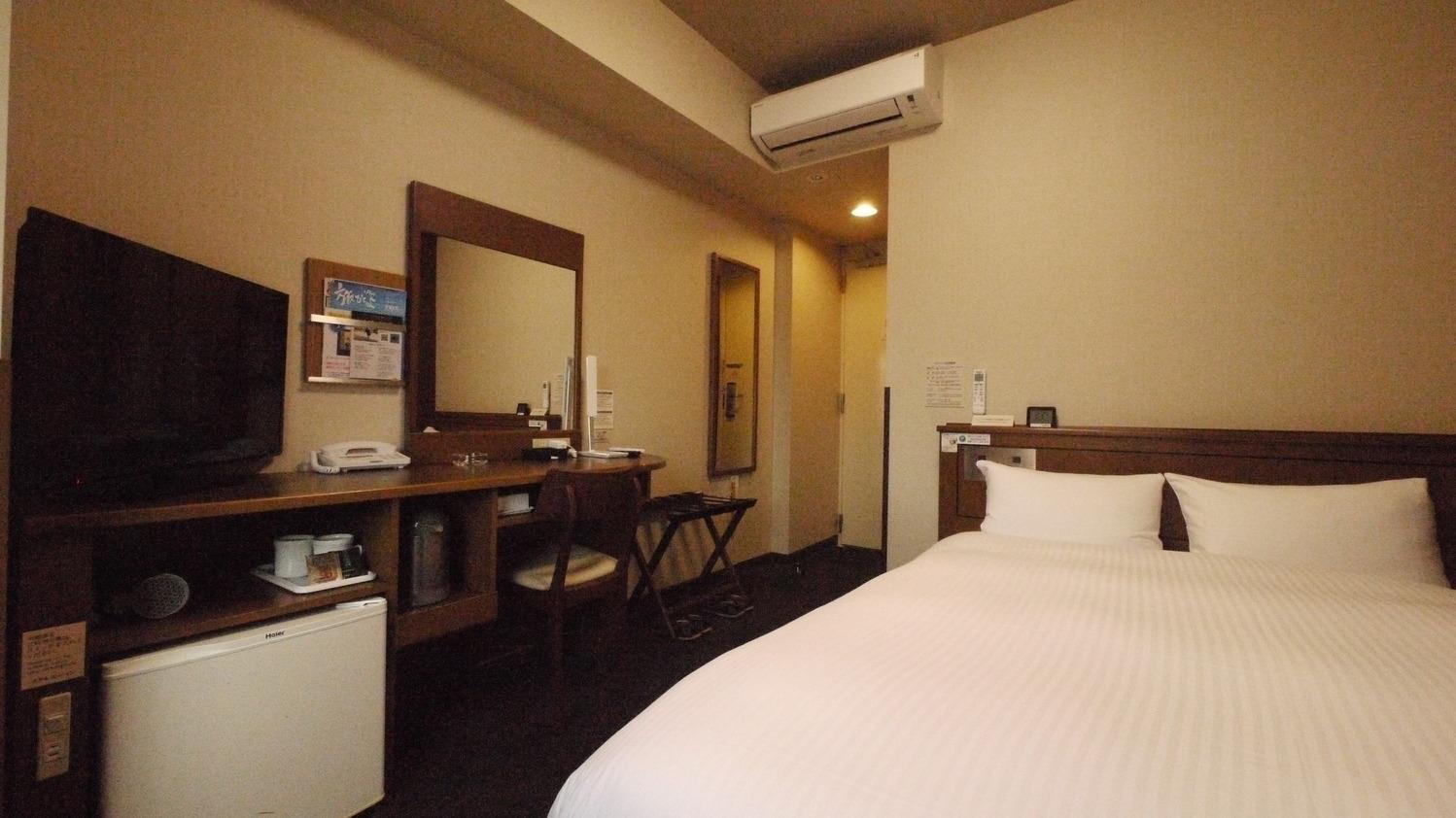 Semi Room, Standard, Semi Double Bed, Smoking