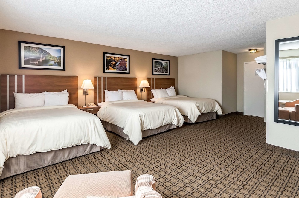 Clarion Inn Harpers Ferry-Charles Town 15/51