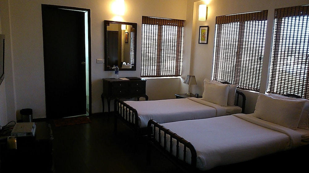 PERFECT HAVEN-EGMORE 9/24