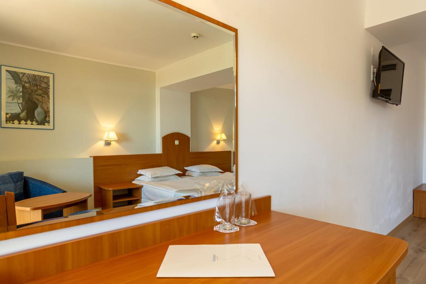 Superior, Single Bed, Pool or Park View, Balcony, Madara Park Hotel 6/9