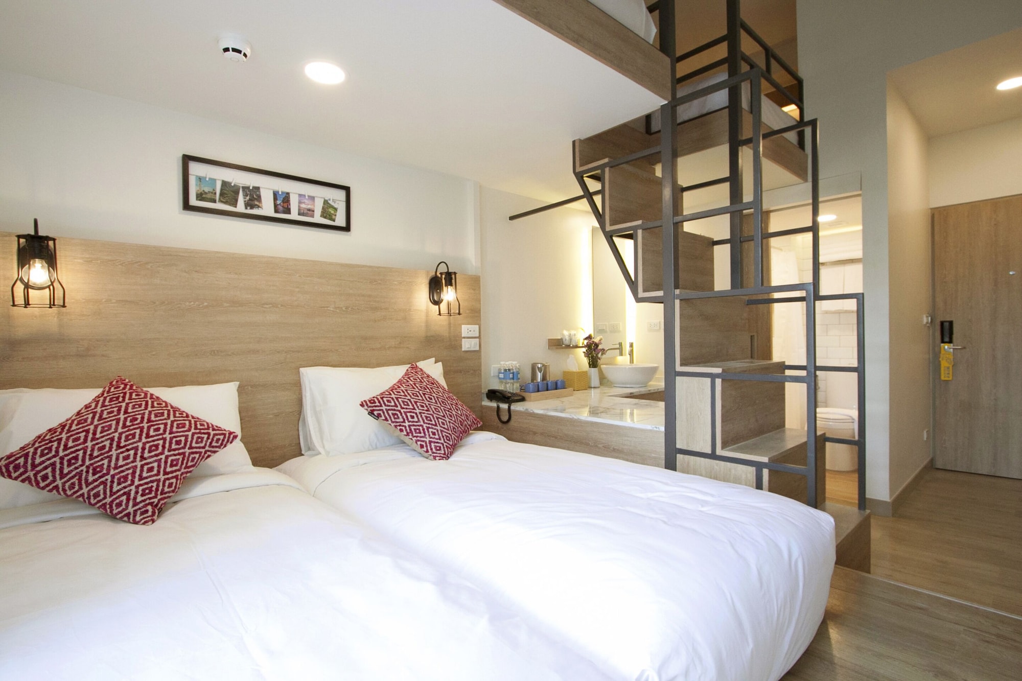 Barkada Quad Twin Quadruple Twin Room