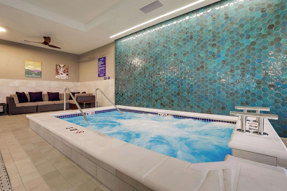 Drury Plaza Hotel Chattanooga Hamilton Place 25/50