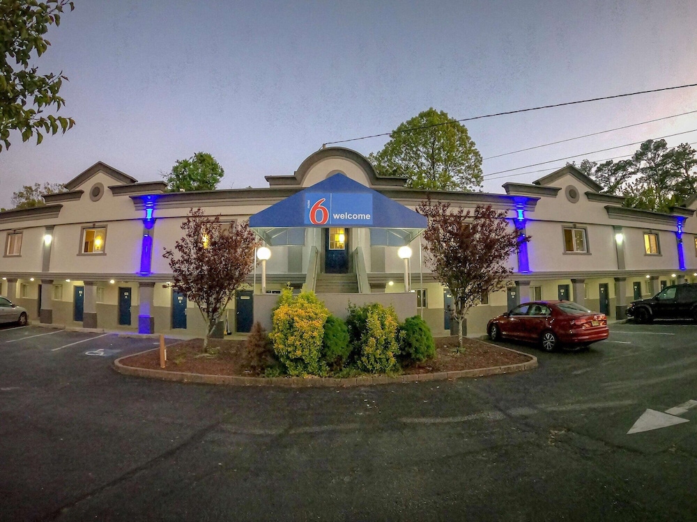 Motel6 Toms River, NJ - Near Seaside Heights 6/69