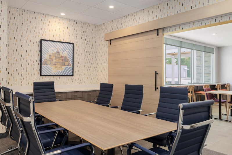 Home2 Suites by Hilton Springfield, IL 19/22