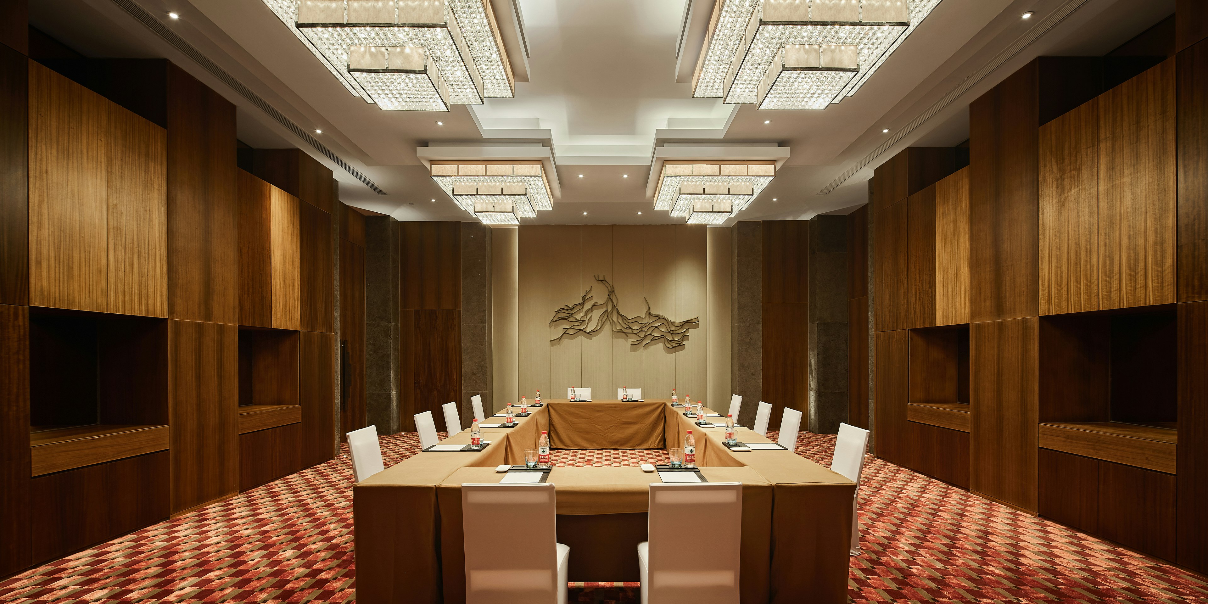 Hualuxe Ningbo Harbor City 35/45