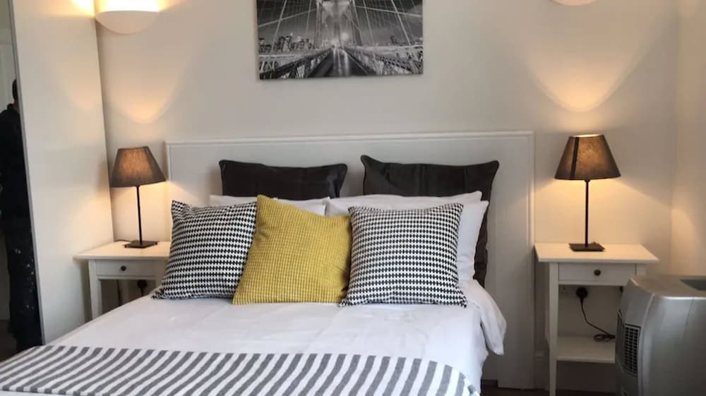 W6 Hotel 40/74